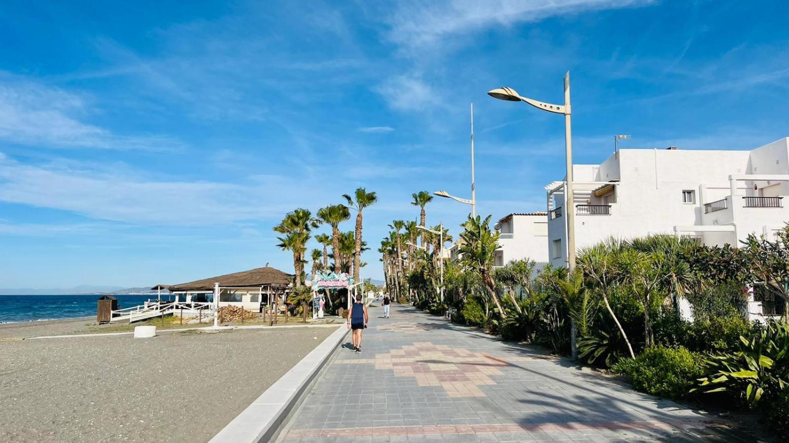 Apartamento Laguna Beach At Home Torrox Exterior foto