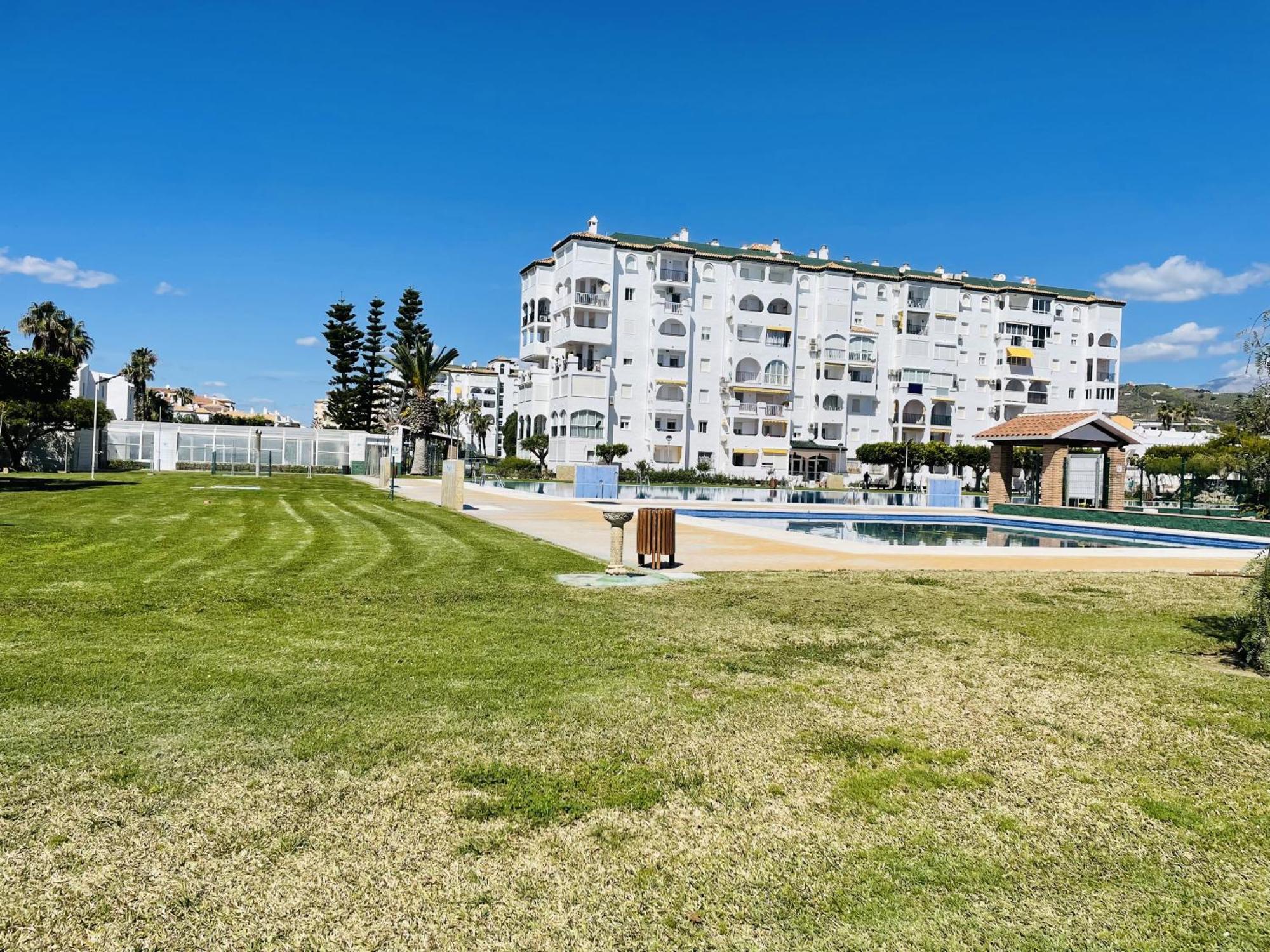 Apartamento Laguna Beach At Home Torrox Exterior foto